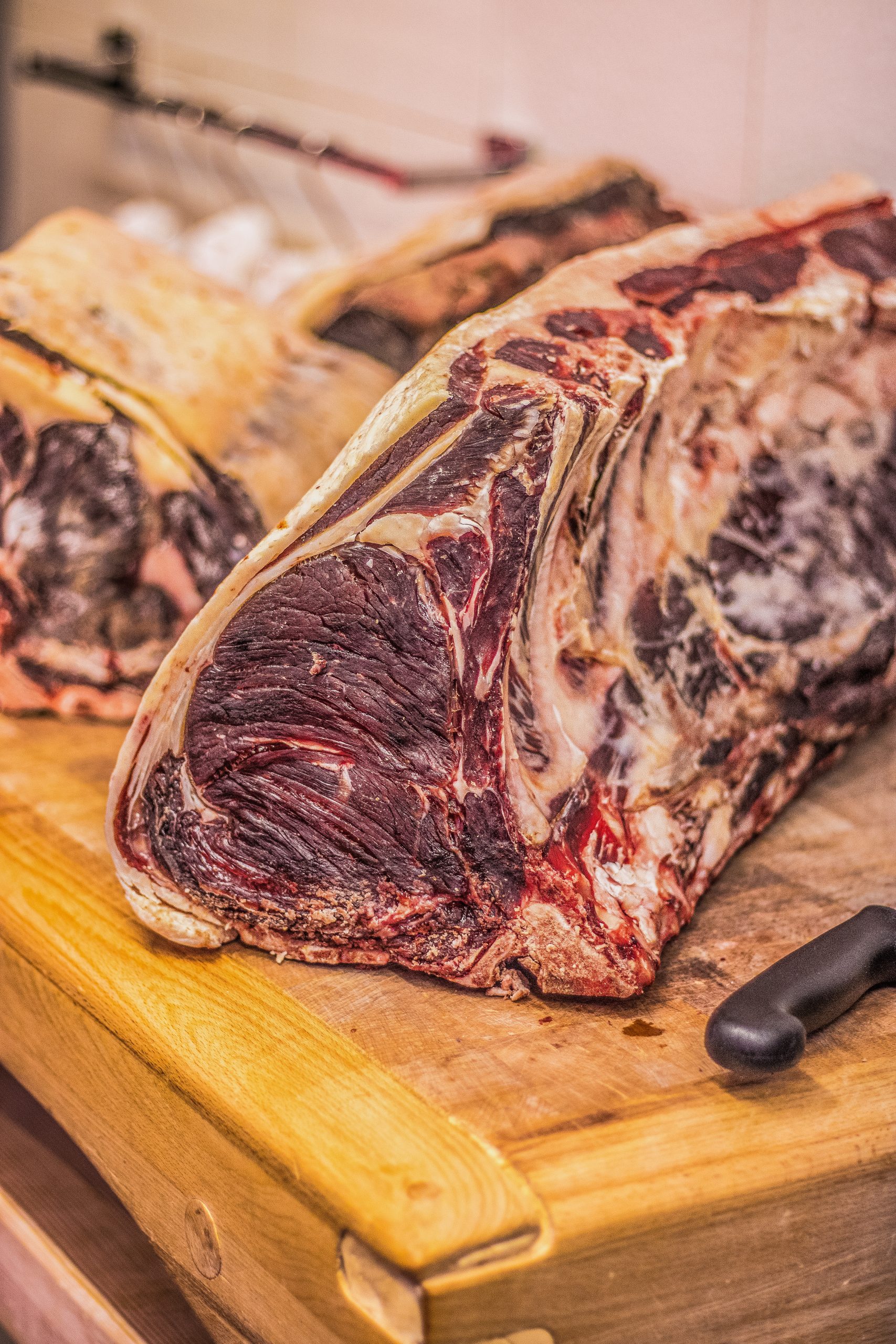 ECFF8612-4A21-4A01-B76A-6036B590A4DE